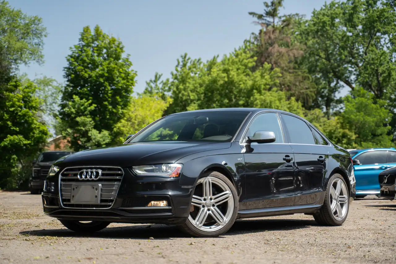 Audi S4 снимка Audi S4