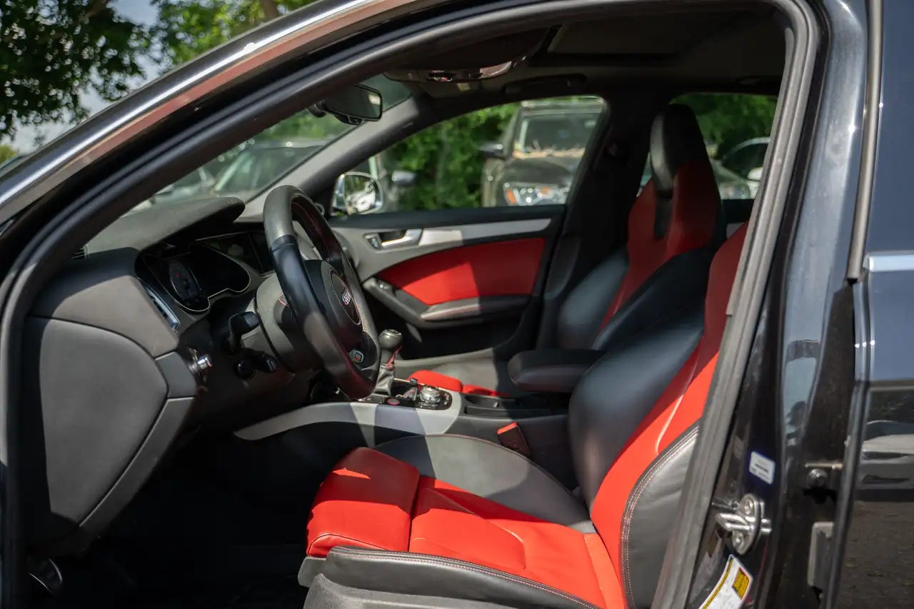 Audi S4 снимка Audi S4