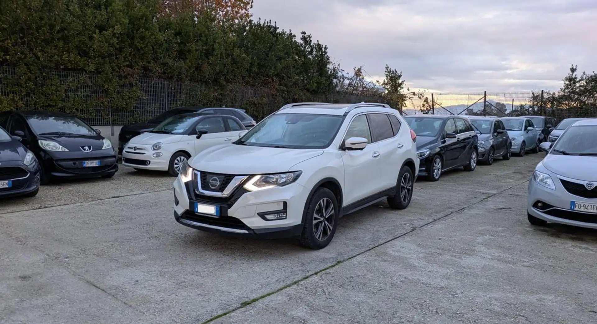 Nissan X-Trail 1.6 DIG-T 2WD Tekna 163cv Bianco - 1