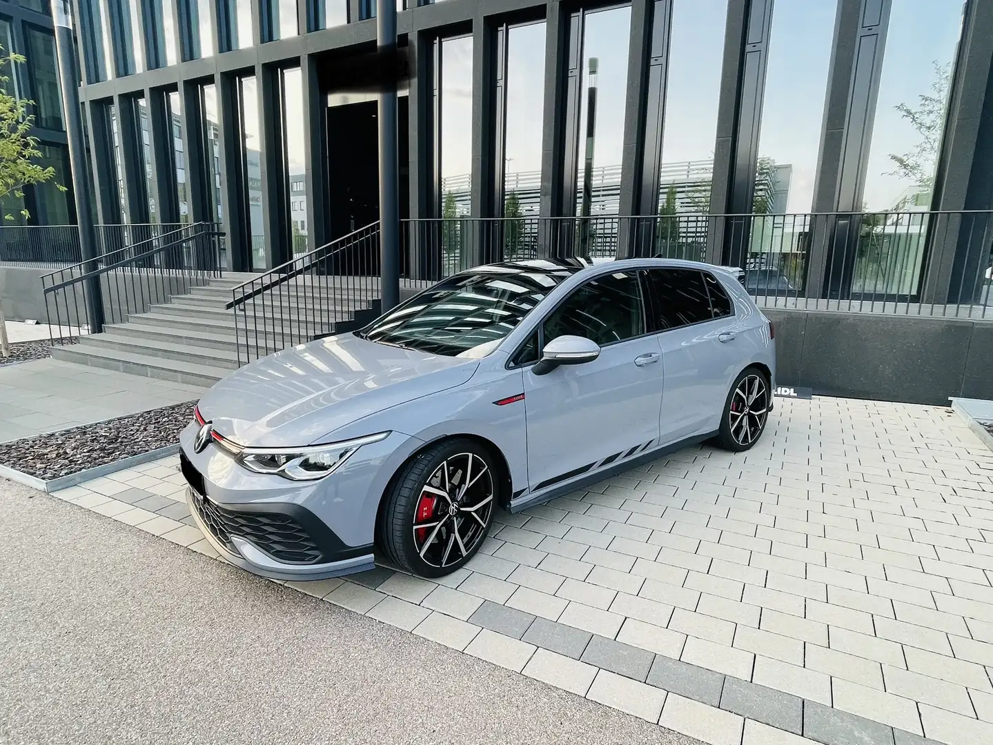 Volkswagen Golf GTI 2.0 TSI OPF DSG Clubsport - 2