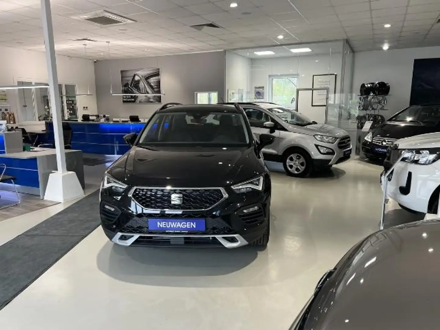 SEAT Ateca 1.5 TSI ACT Style NP 41500€ Zwart - 2