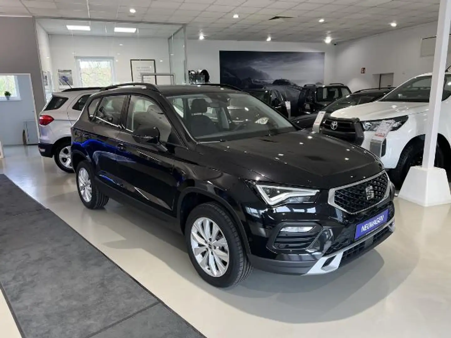 SEAT Ateca 1.5 TSI ACT Style NP 41500€ Schwarz - 1