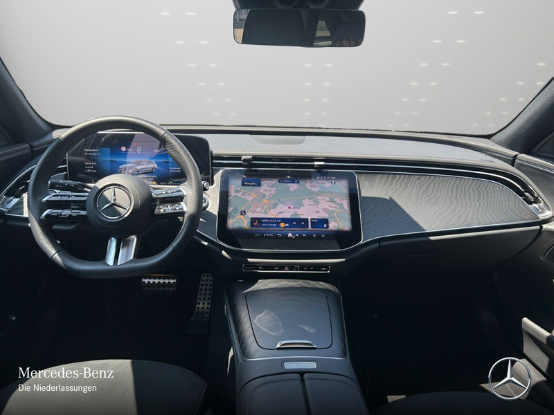 Mercedes-Benz E 200 T AMG Pano Distr+ LED AHK Night Kamera PTS — photo 13