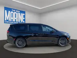 Chrysler Pacifica 2027