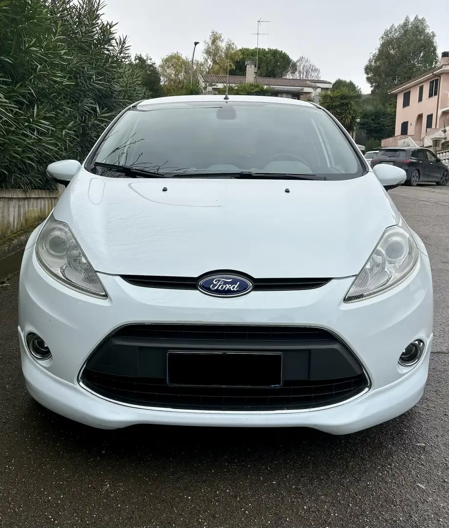 Ford Fiesta 5p 1.6 tdci Titanium c/esp 95cv E5 - 2