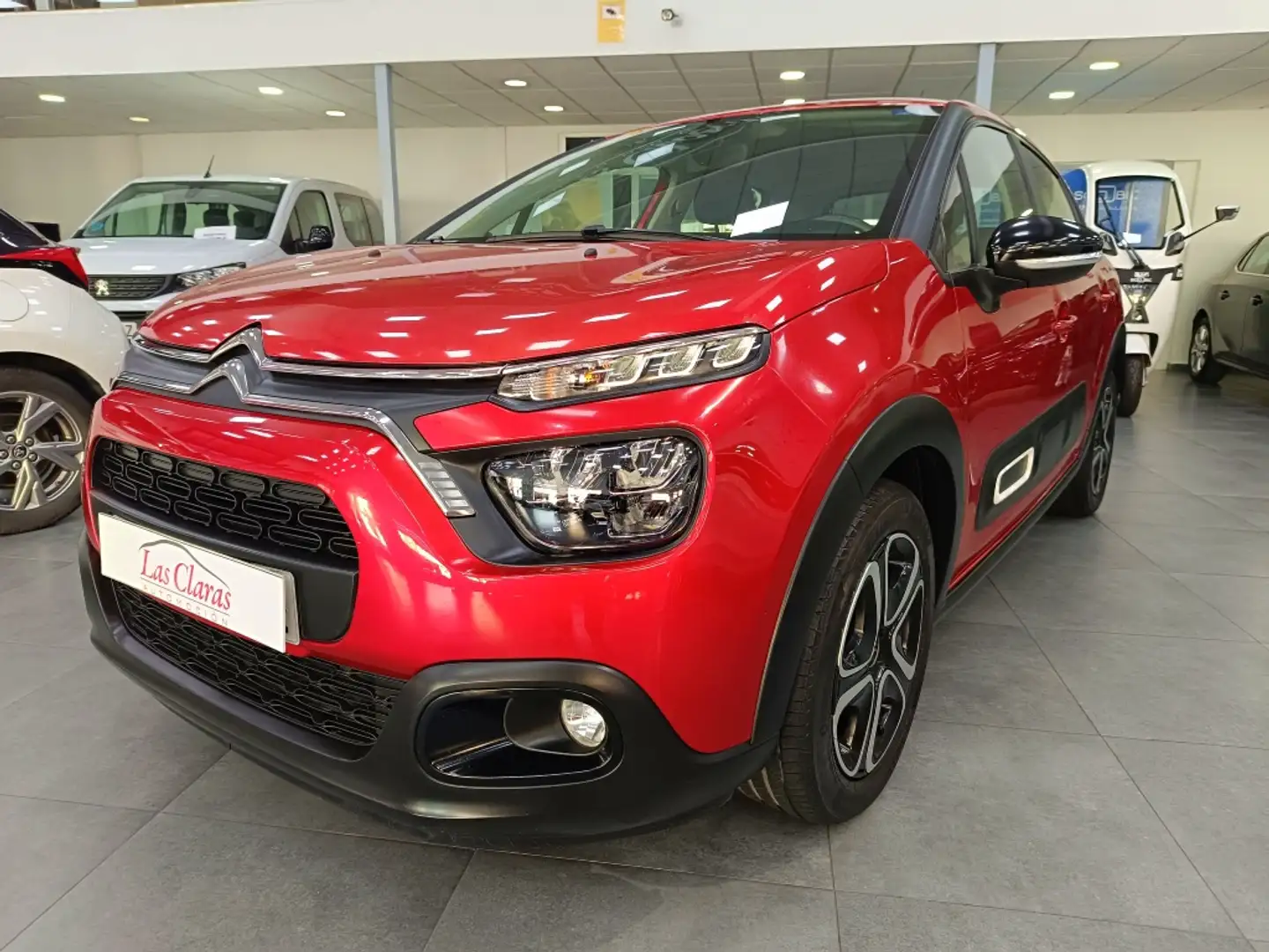 Citroen C3 1.2 PureTech S&S Feel 83 Rouge - 1