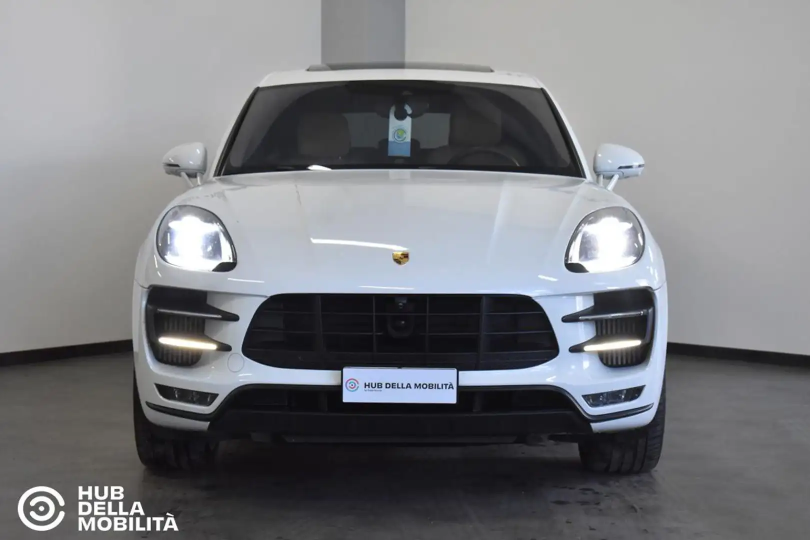 Porsche Macan 3.6 Turbo Performance Fehér - 1