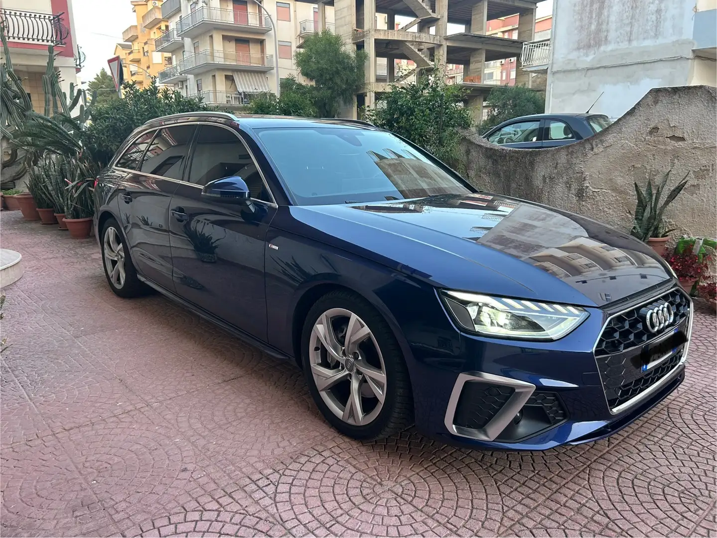 Audi A4 AVANT 40 2.0 TDI - 2
