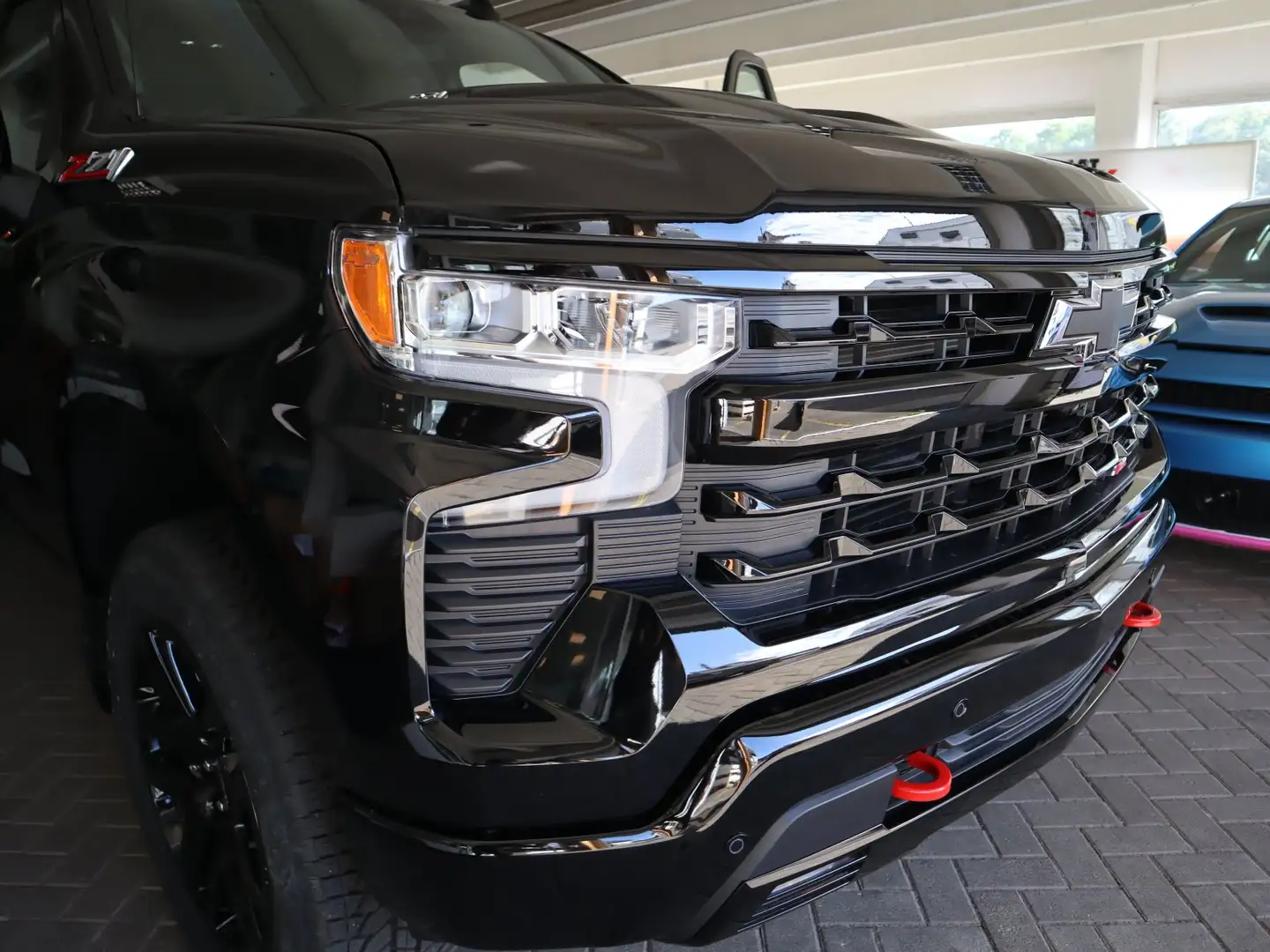Chevrolet Silverado Trailboss 6,2ltr MJ 2025 4 Jahre Garantie Trail Bo Negru - 1
