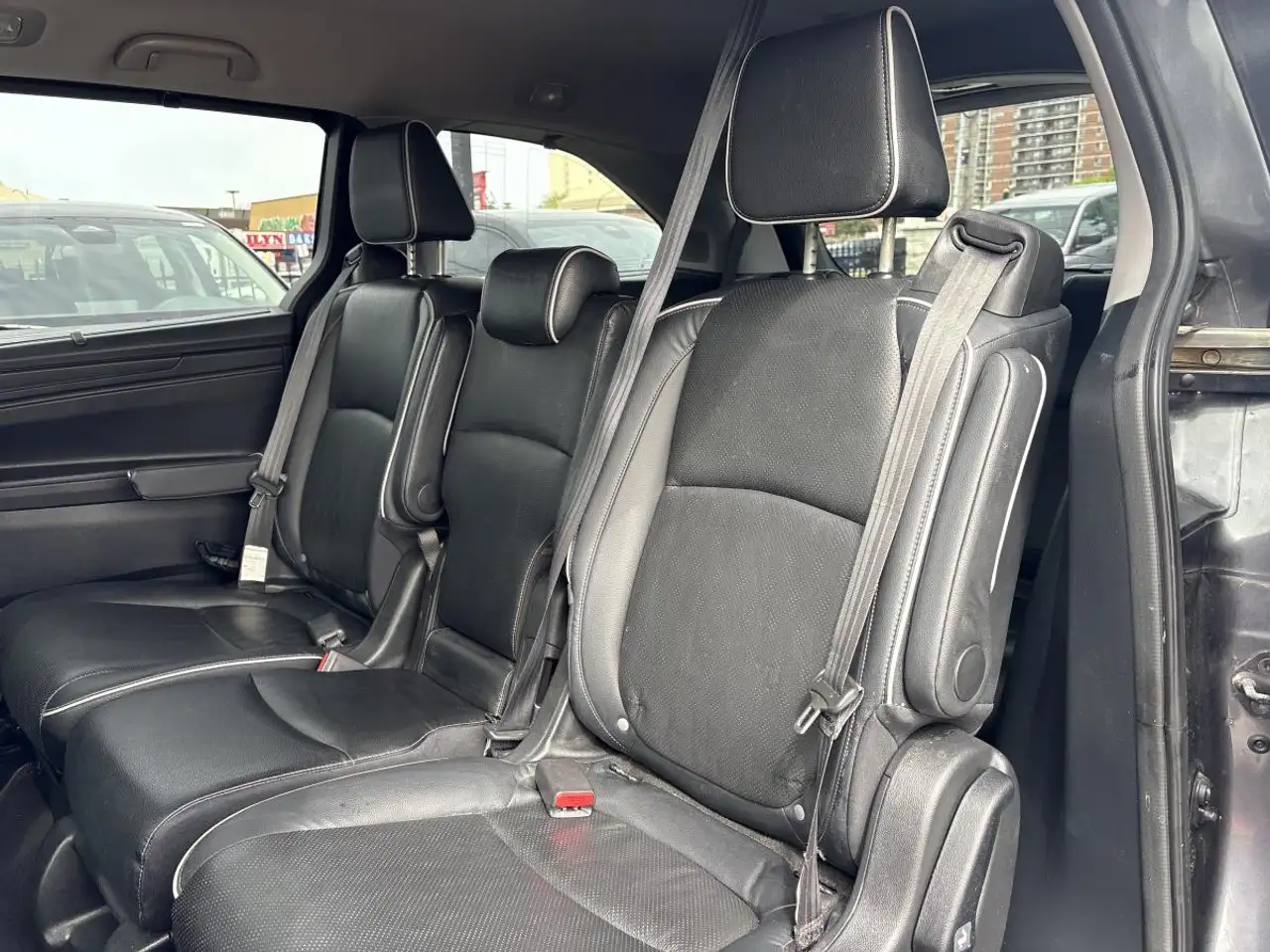 Honda Odyssey снимка Honda Odyssey