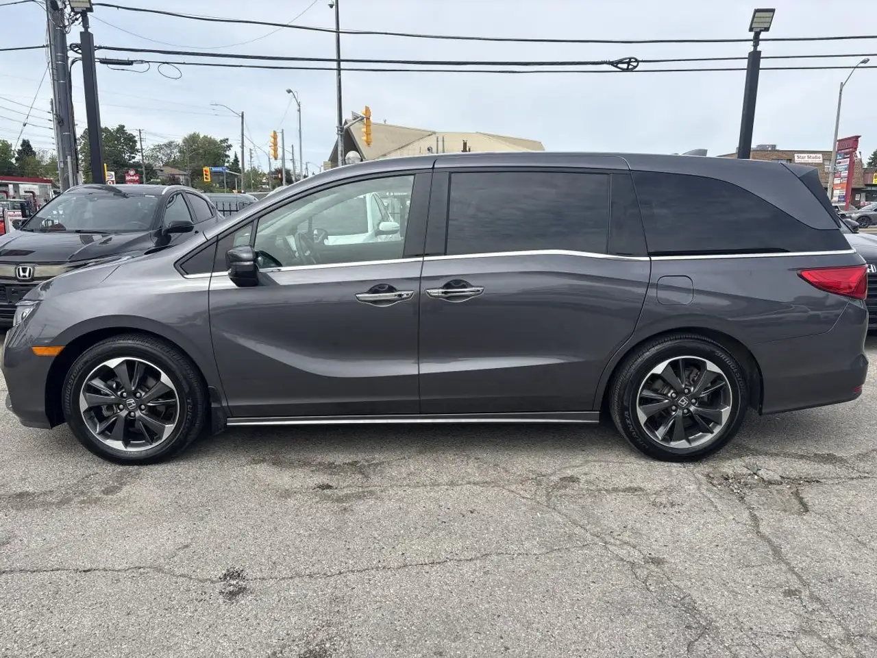 Honda Odyssey снимка Honda Odyssey