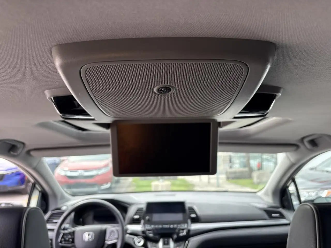 Honda Odyssey снимка Honda Odyssey