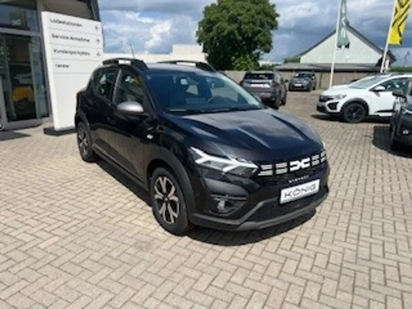 Dacia Sandero Stepway Expression+ TCe 100 ECO-G Schwarz - 2