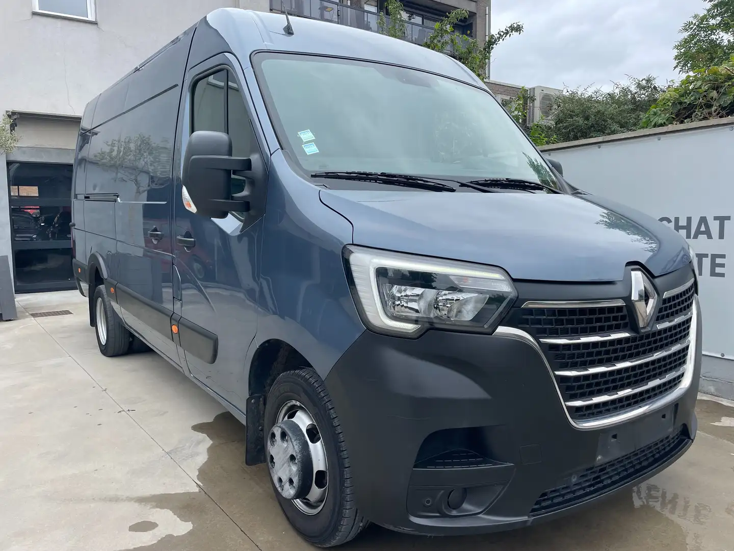 Renault Master 2.3 dCi 35 L3H2 Blue Confort 120 Kw Prix 18990€ Gris - 1