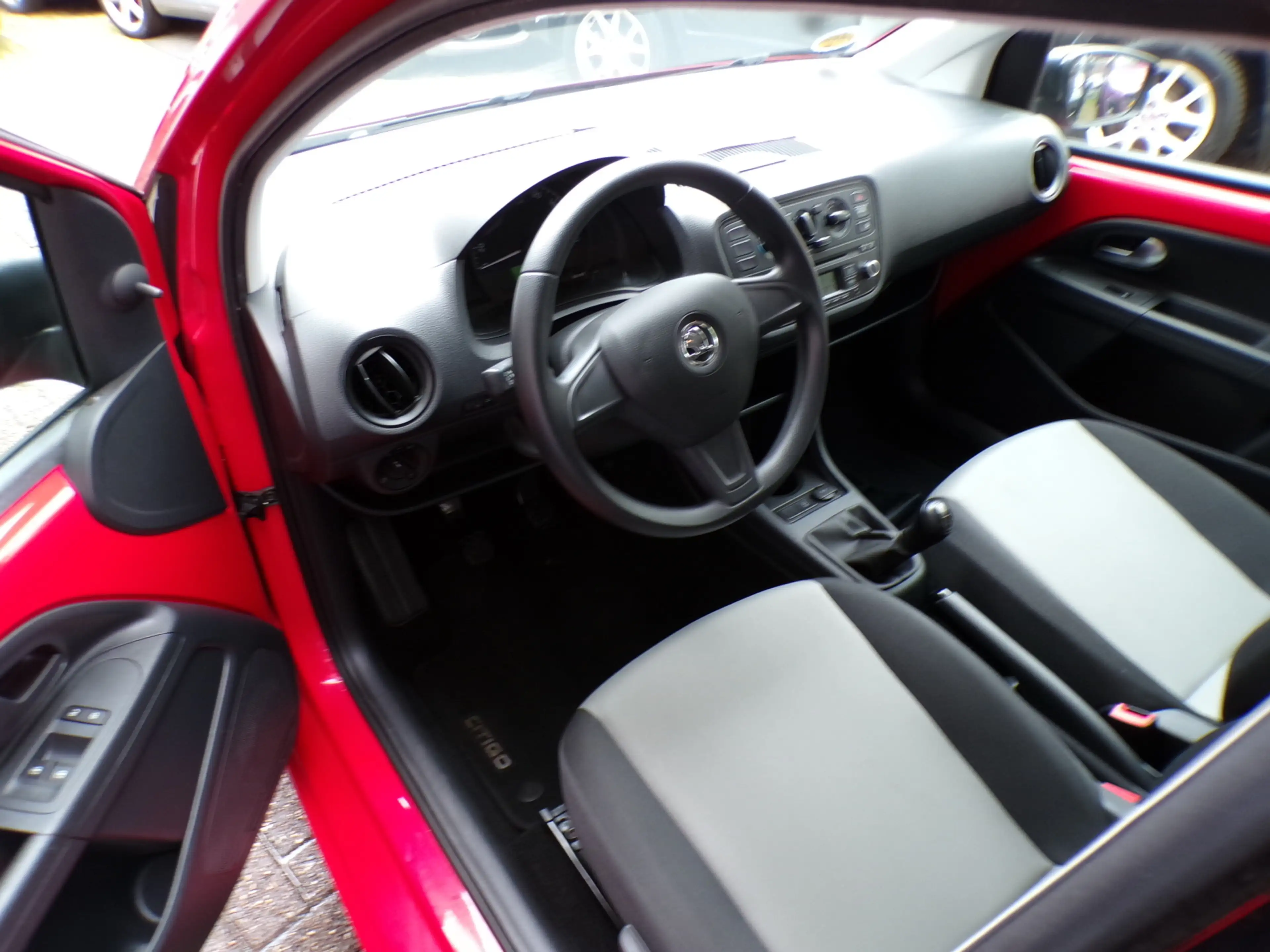 Skoda Citigo 1.0 5-Drs Bl+ck & Red TOP STAAT! — photo 8