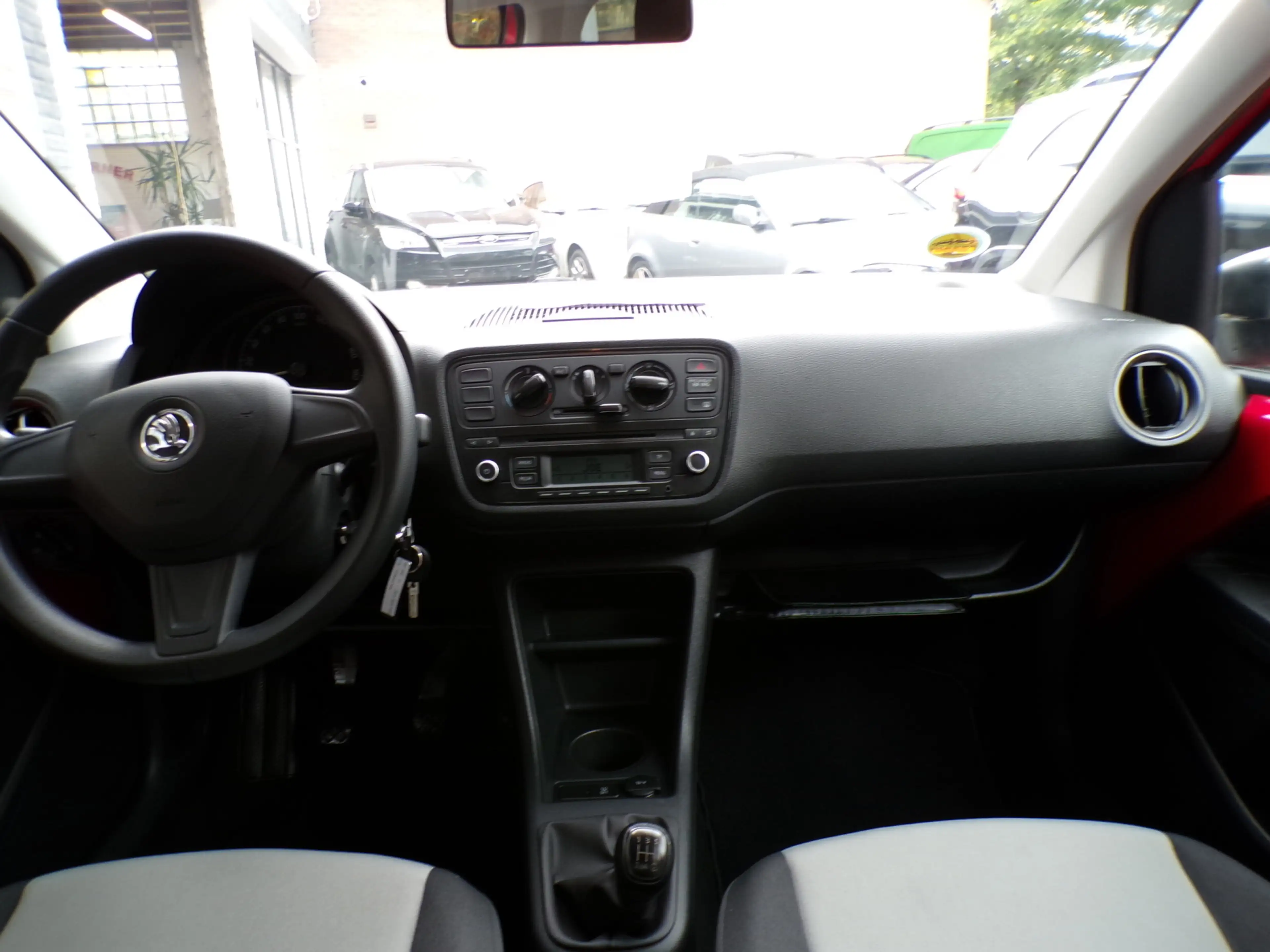 Skoda Citigo 1.0 5-Drs Bl+ck & Red TOP STAAT! — photo 6
