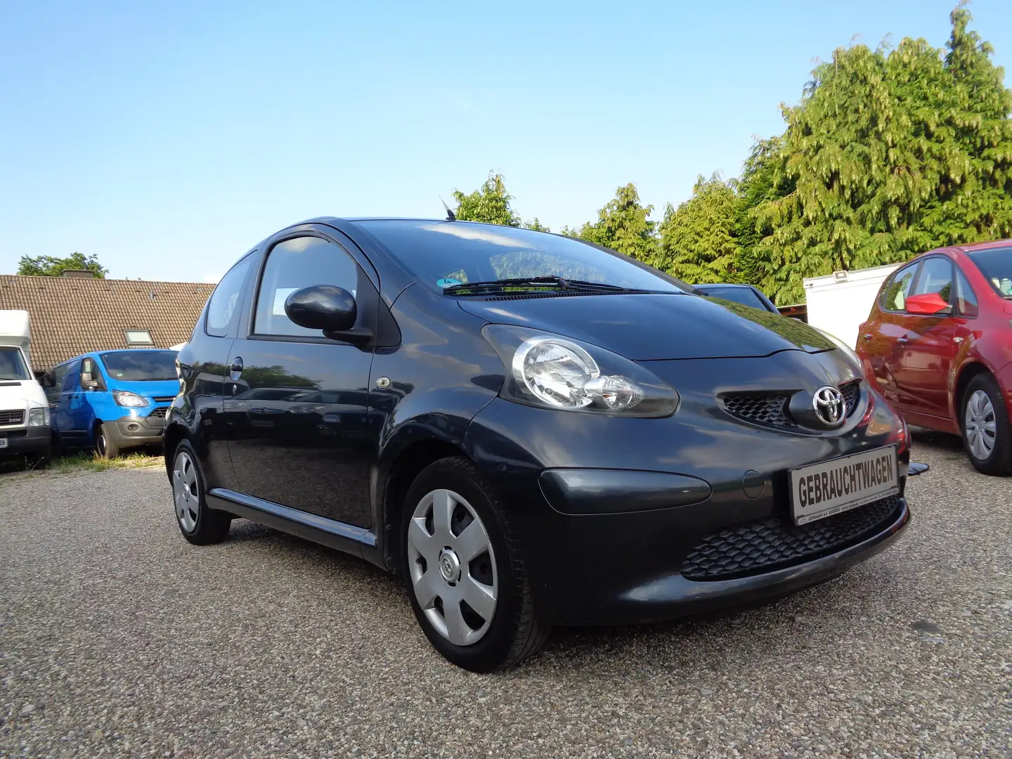 Toyota Aygo Cool Gris - 2