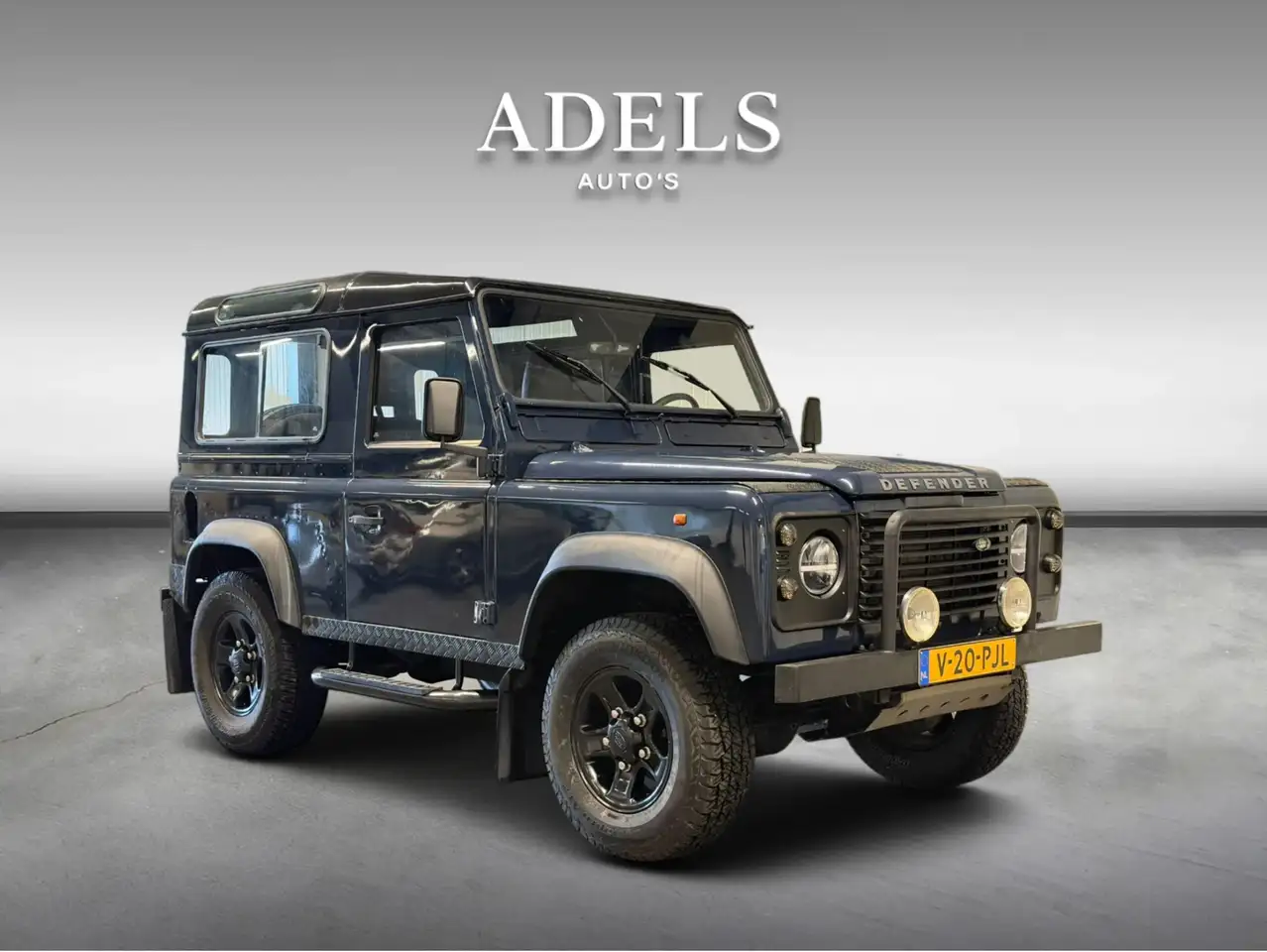 Land Rover Defender 2.0 MPI 90 Grijskenteken ex. Carabinieri Trekhaak, foto 2