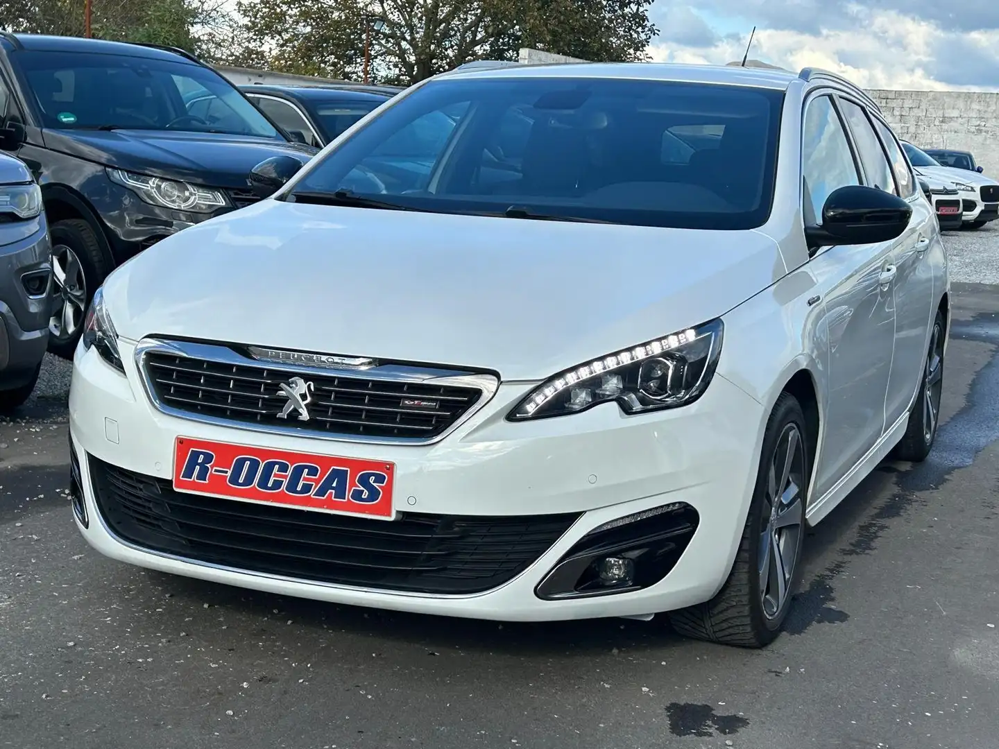 Peugeot 308 1.2i GT Line LED/NAVIGATION/CAMERA Wit - 1