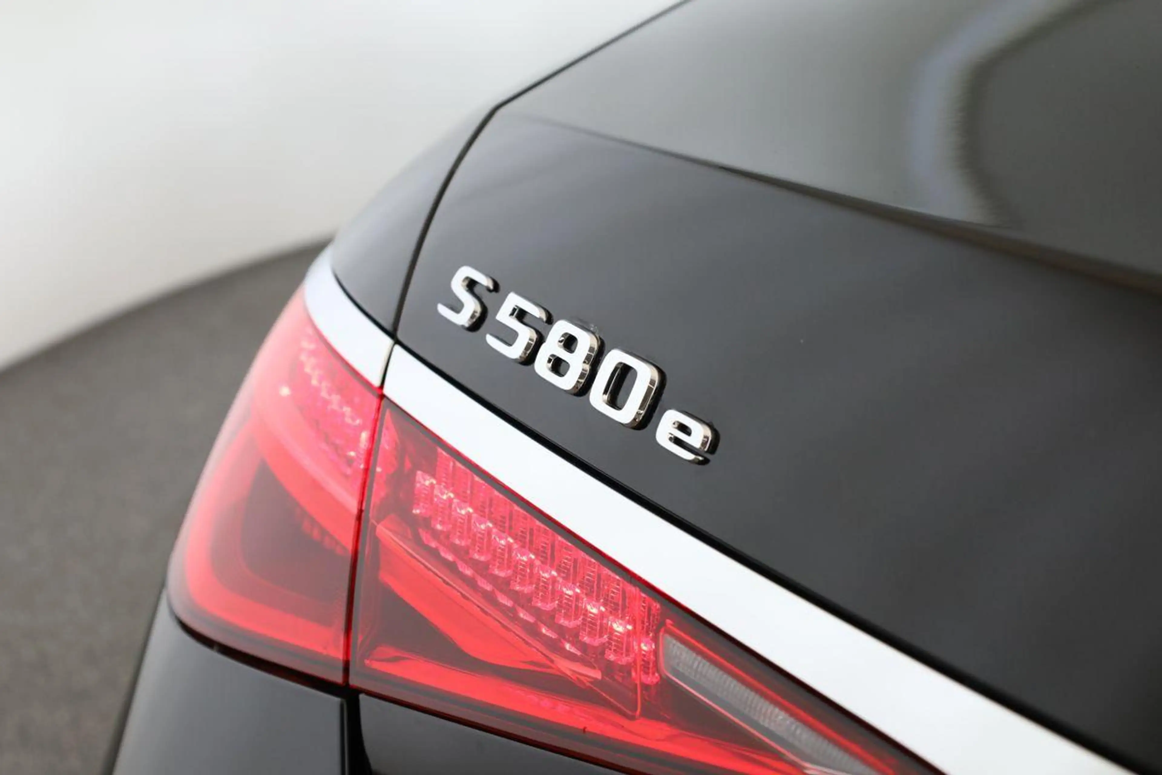 Mercedes-Benz S 580 e lang AMG Nappa DIGITAL Pano HUD HAL 360 — photo 13