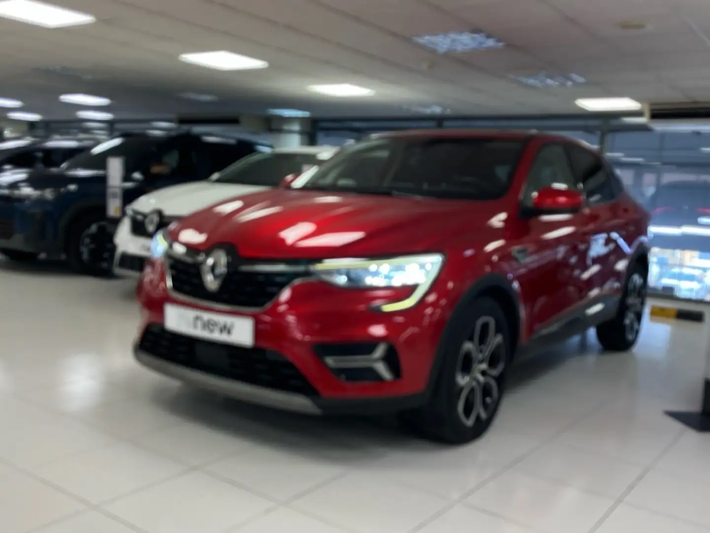 Renault Arkana 1.6 E-Tech Zen 105kW Rojo - 1