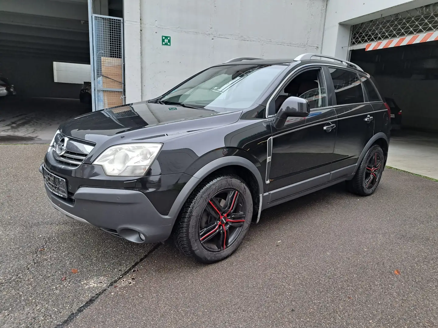 Opel Antara Cosmo 4x4 Schwarz - 1