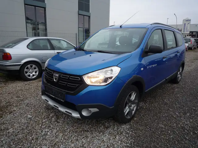 Dacia Lodgy Stepway*1.6*Navi+Kamera*1.HAND*Anhängerkuppl.