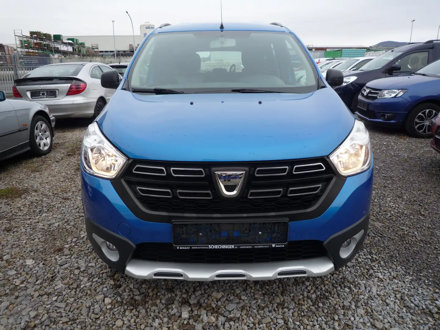 Dacia Lodgy Stepway*1.6*Navi+Kamera*1.HAND*Anhängerkuppl. Blau - 2