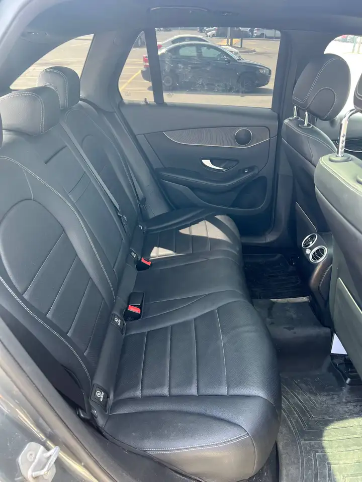 Mercedes-Benz GLC снимка Mercedes-Benz GLC
