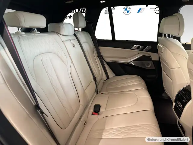 BMW X5 view 8