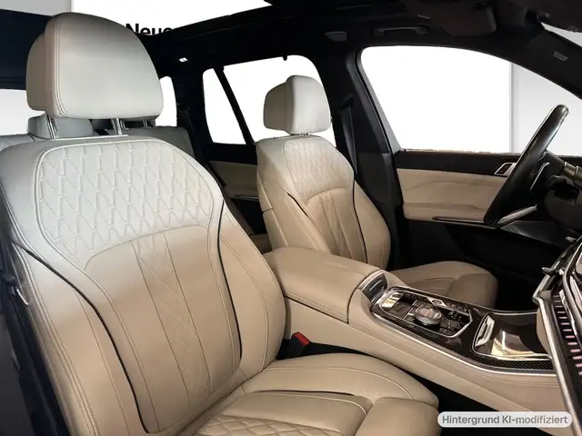 BMW X5 view 6