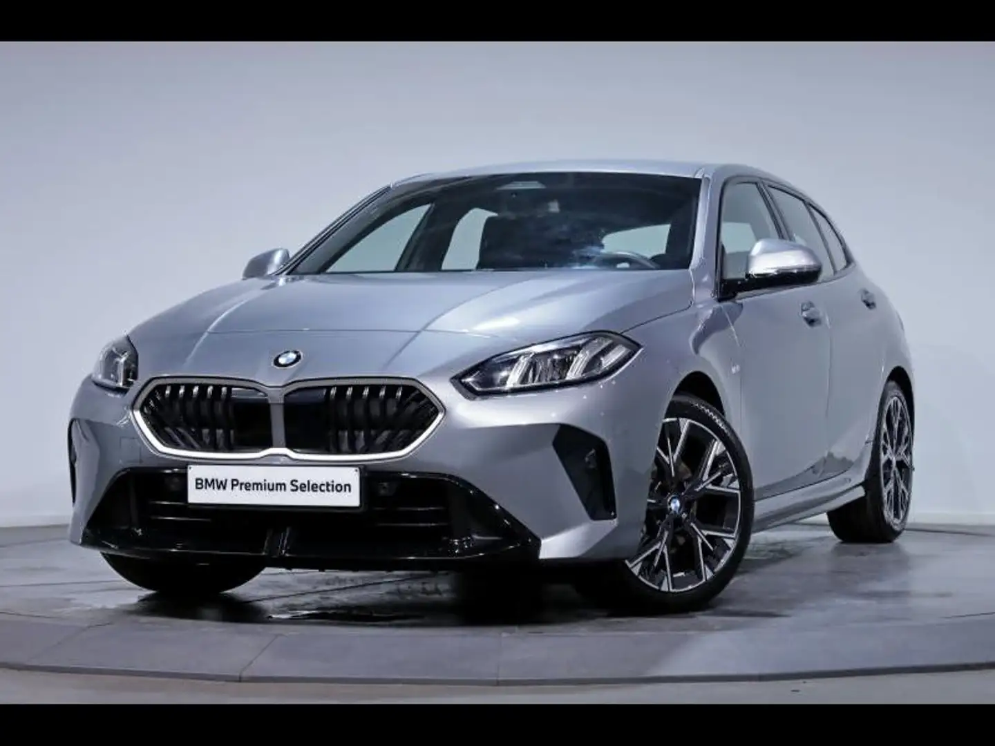 BMW 120 i Hatch Kit M Sport Grijs - 2