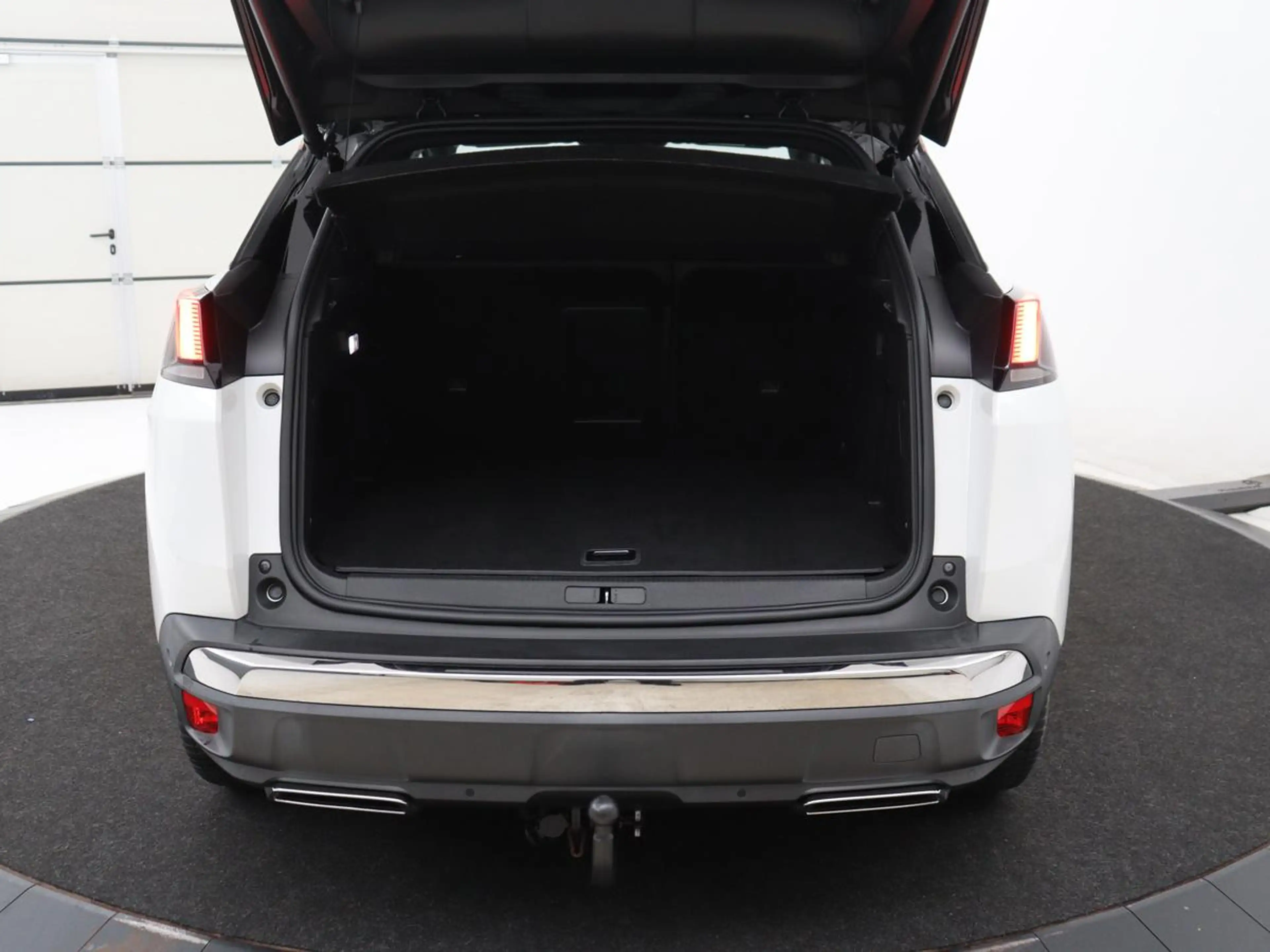 Peugeot 3008 1.6 HYbrid4 300 Première Pack | SOH 93,8% | Panora — photo 36