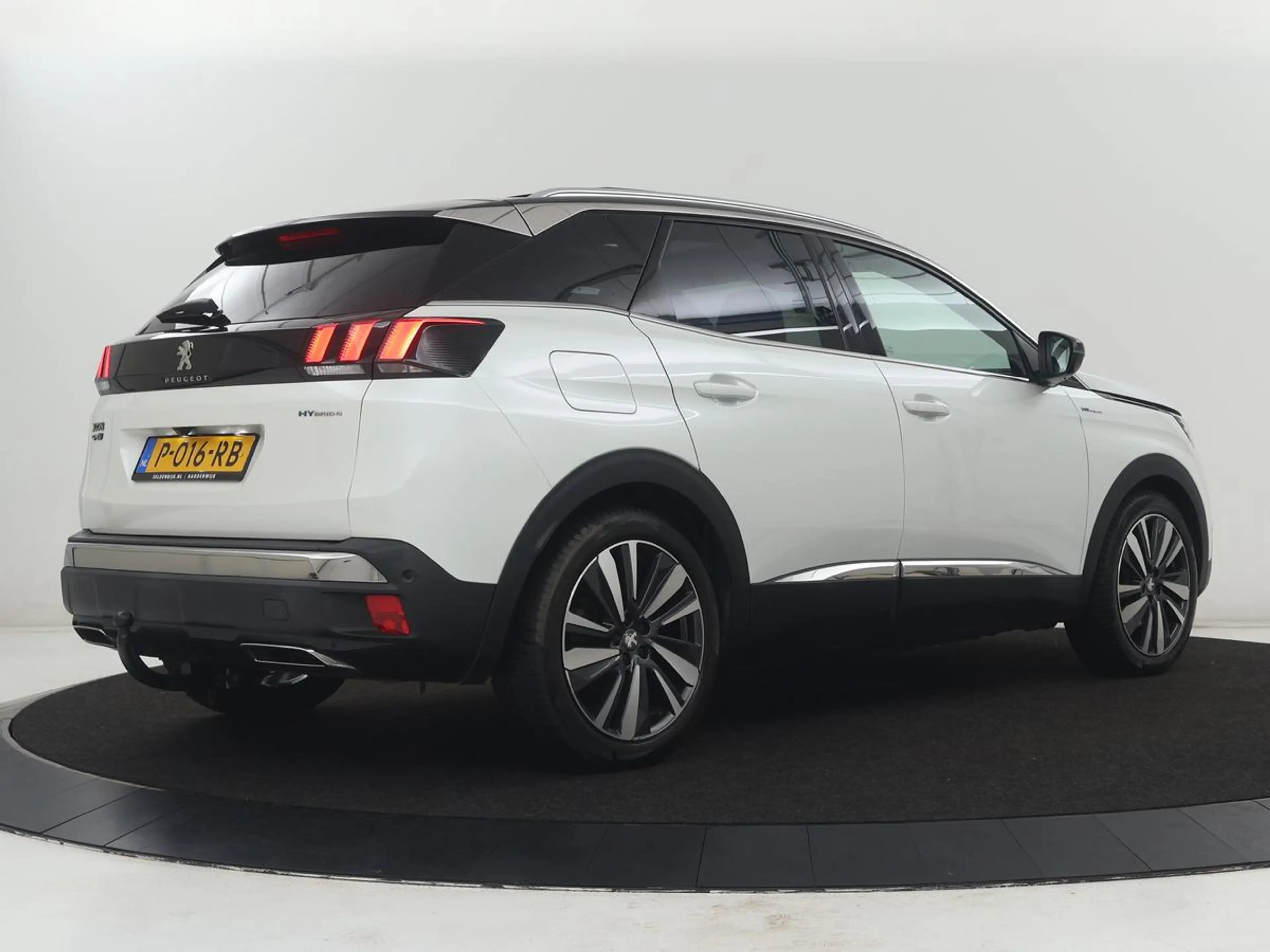 Peugeot 3008 1.6 HYbrid4 300 Première Pack | SOH 93,8% | Panora — photo 39