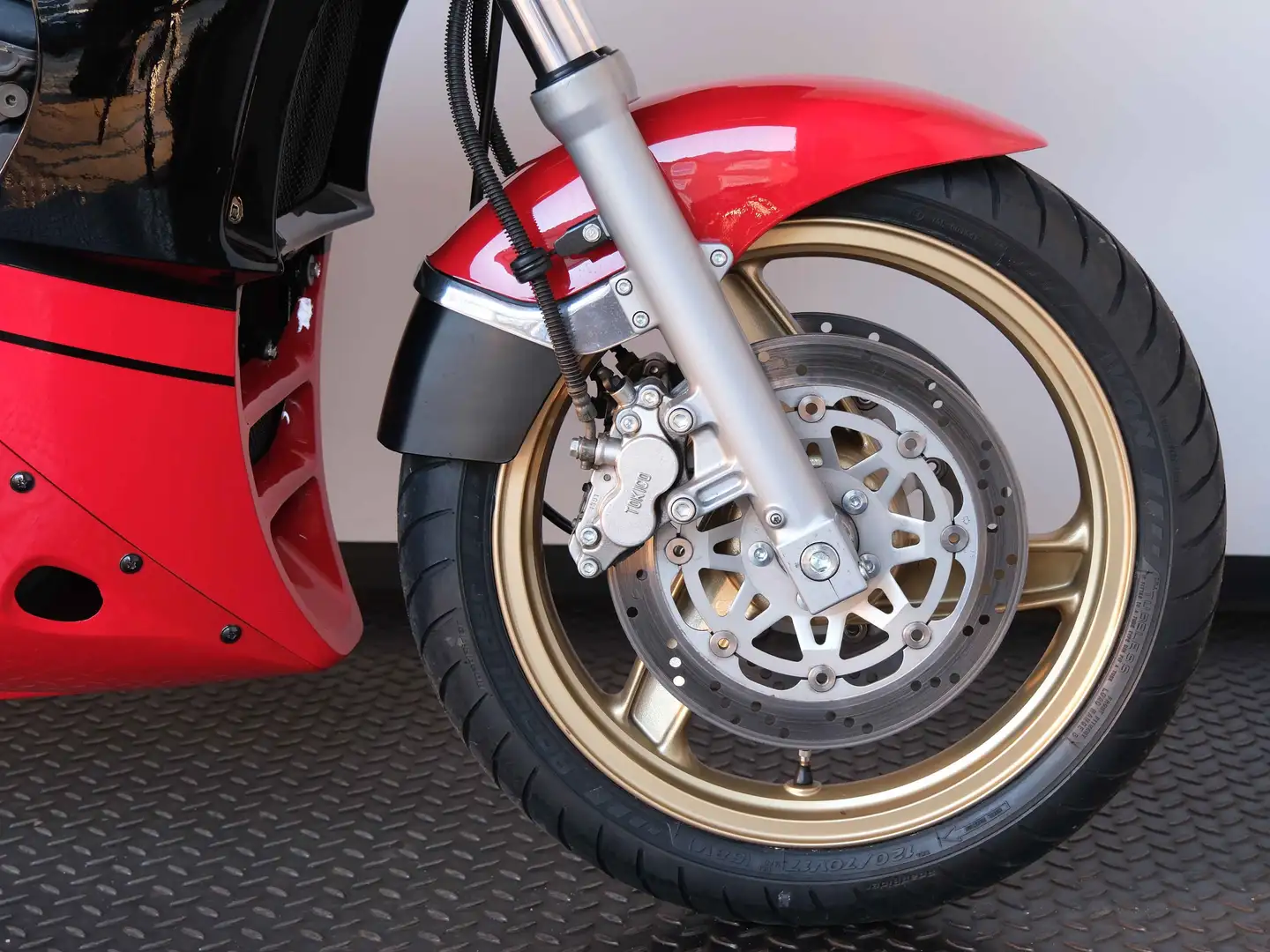 Kawasaki GPZ 900 R perfekter Zustand  original - worldwide shipping - Rot - 2
