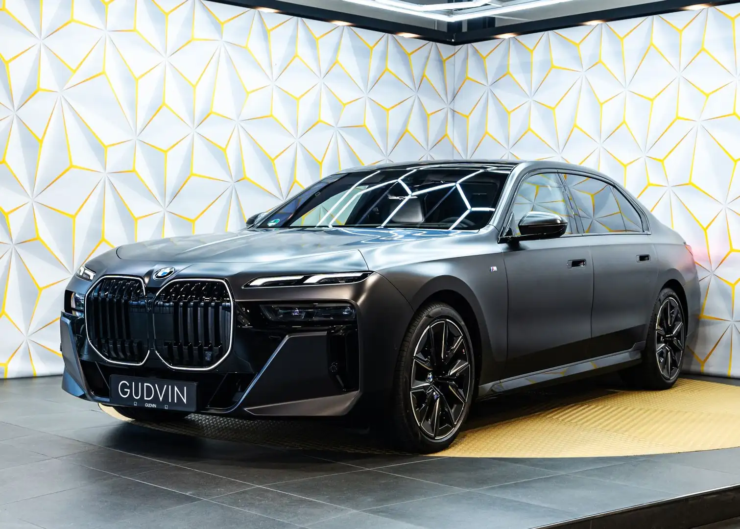 BMW 760 e /B&W/HeadUp/Carbon/Executive/M Sport Pro Negru - 2