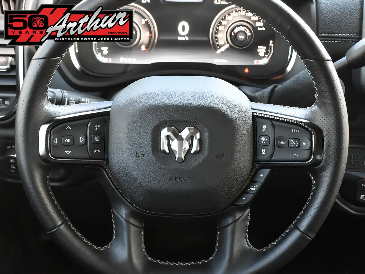 RAM 2500 снимка RAM 2500