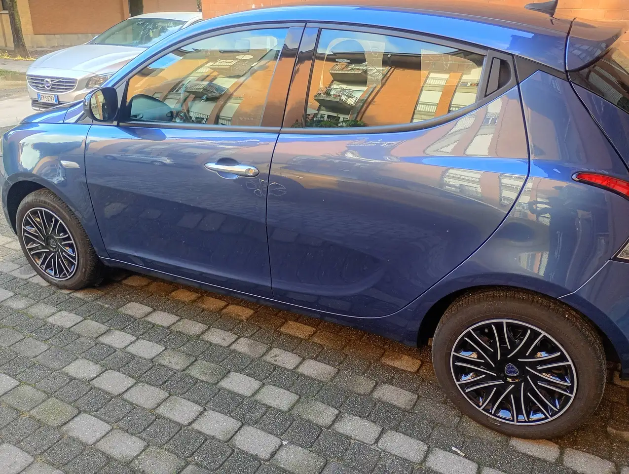 Lancia Ypsilon