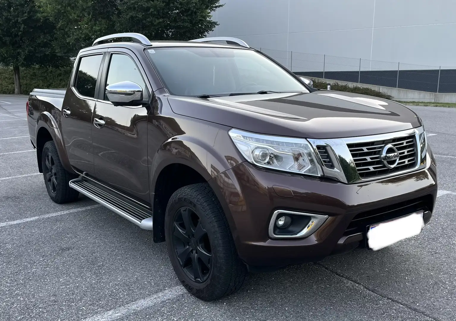 Nissan Navara Double Cab 4x4 2,3 dCi Aut. - 1