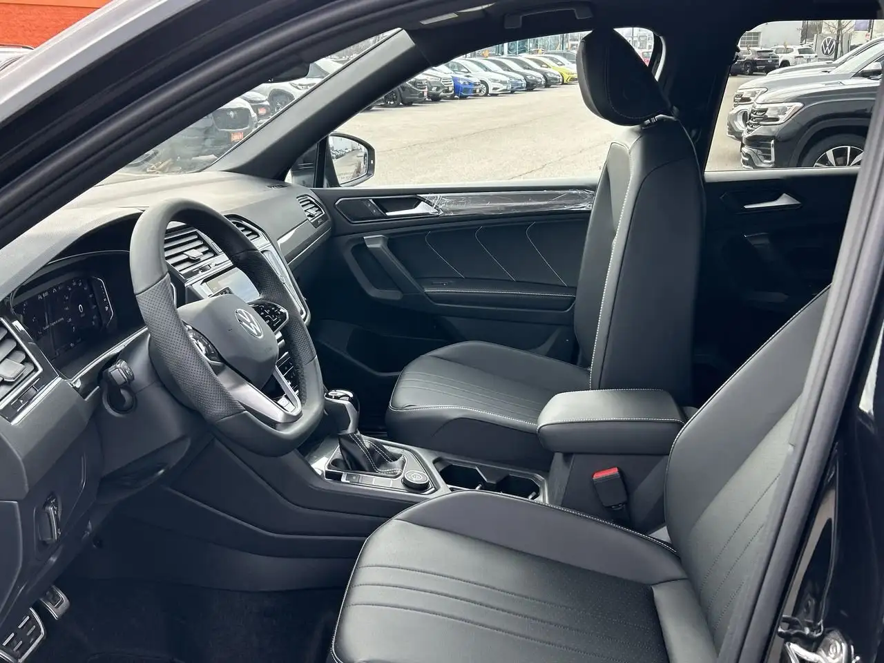 Volkswagen Tiguan снимка Volkswagen Tiguan