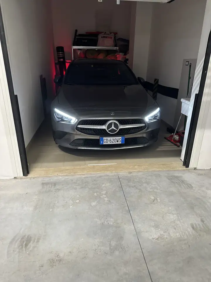 Mercedes-Benz CLA 180