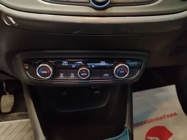 Opel Crossland view 14