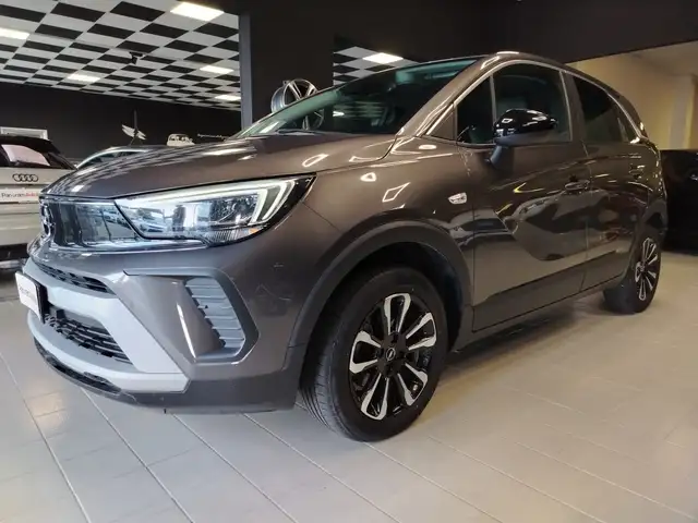 Opel Crossland view 2