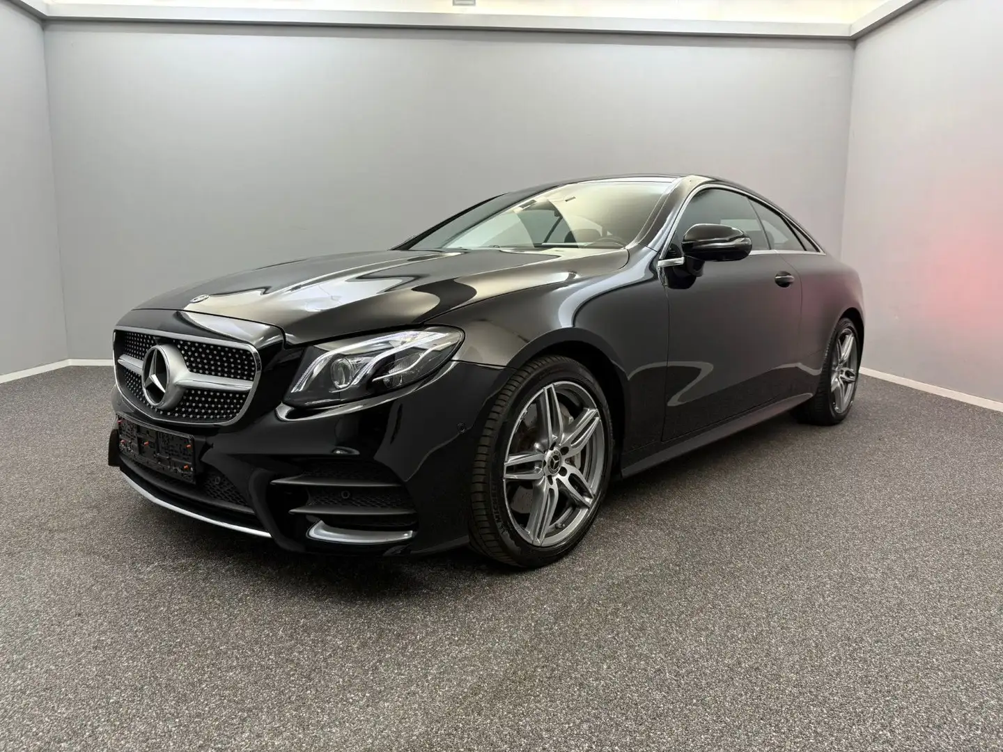 Mercedes-Benz E 400 d Coupe AMG LINE*PANO*360*WIDE*BEAM Schwarz - 1