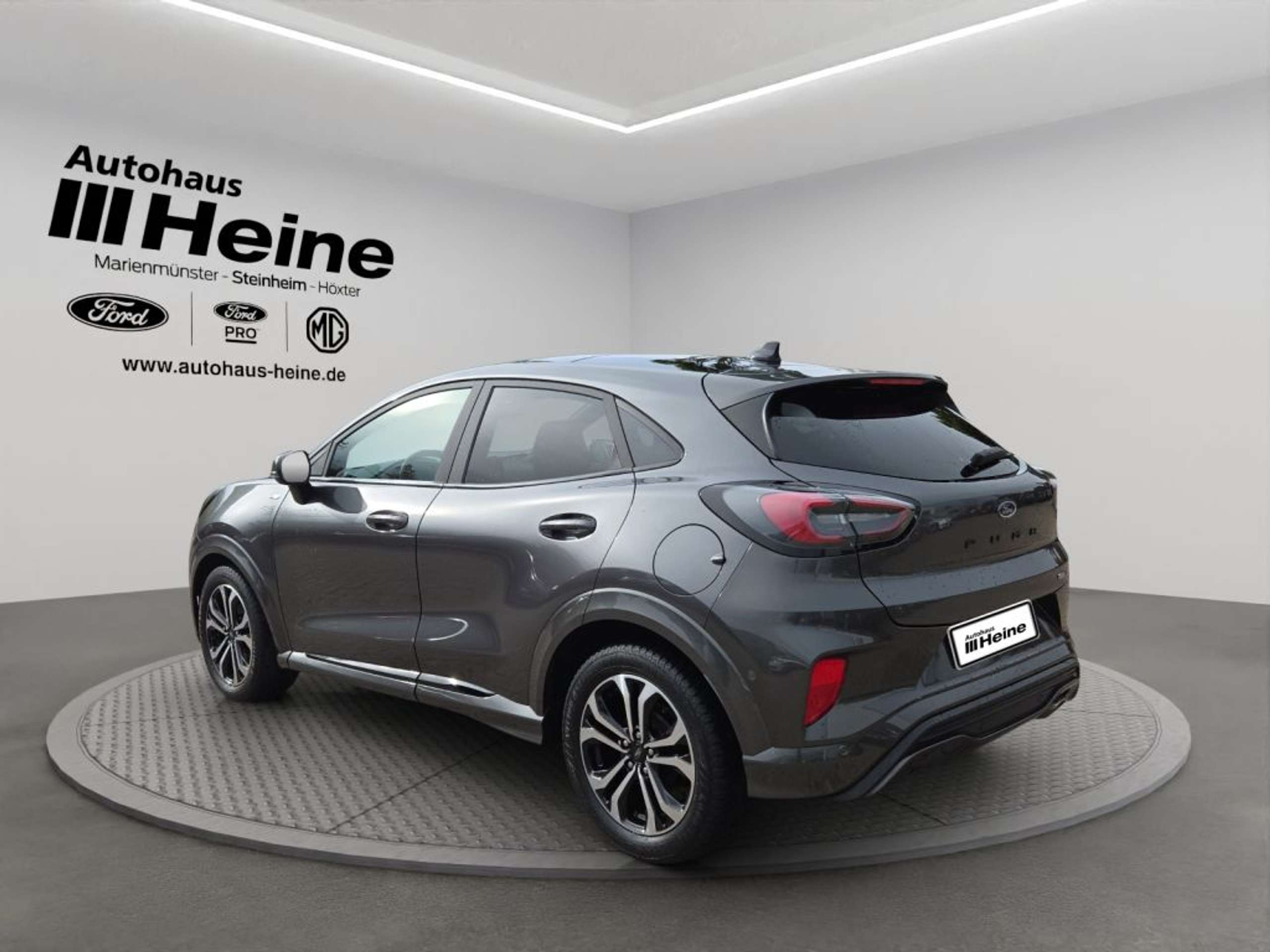 Fahrzeugabbildung Ford Puma ST-LINE X 1.0 Ltr. 125 PS Aut. *B&O*PANO* - mit KI generiert/bearbeitet