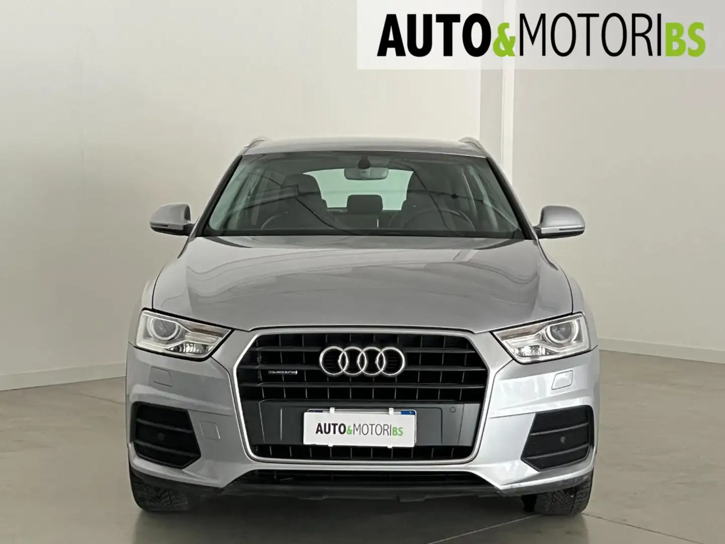 Audi Q3 2.0 TDI 184 CV quattro S tronic Business Argento - 2