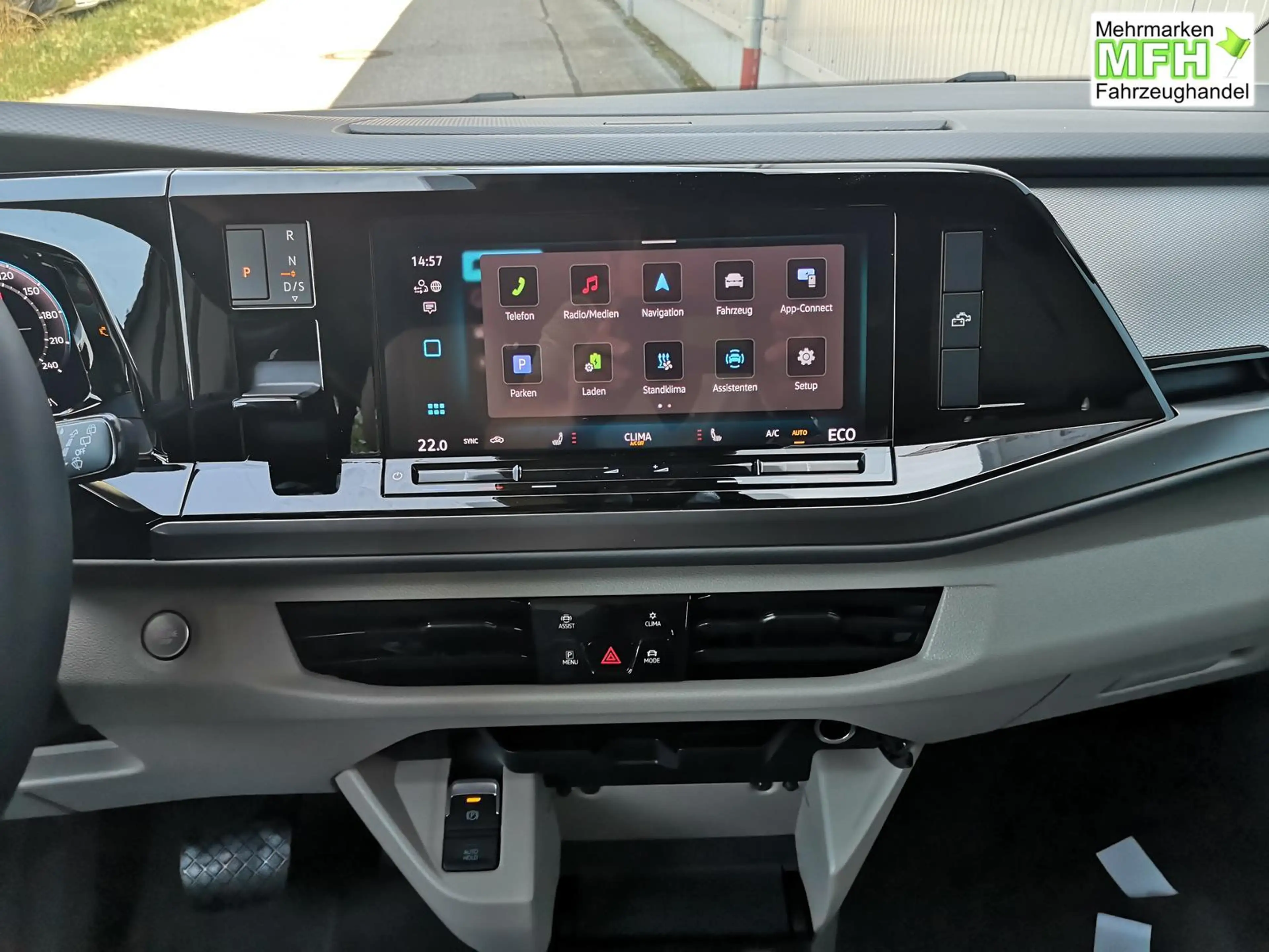 Volkswagen T7 California Beach Tour eHybrid 4MOTION 1.5 TSI 180 kW (245 ... — photo 9
