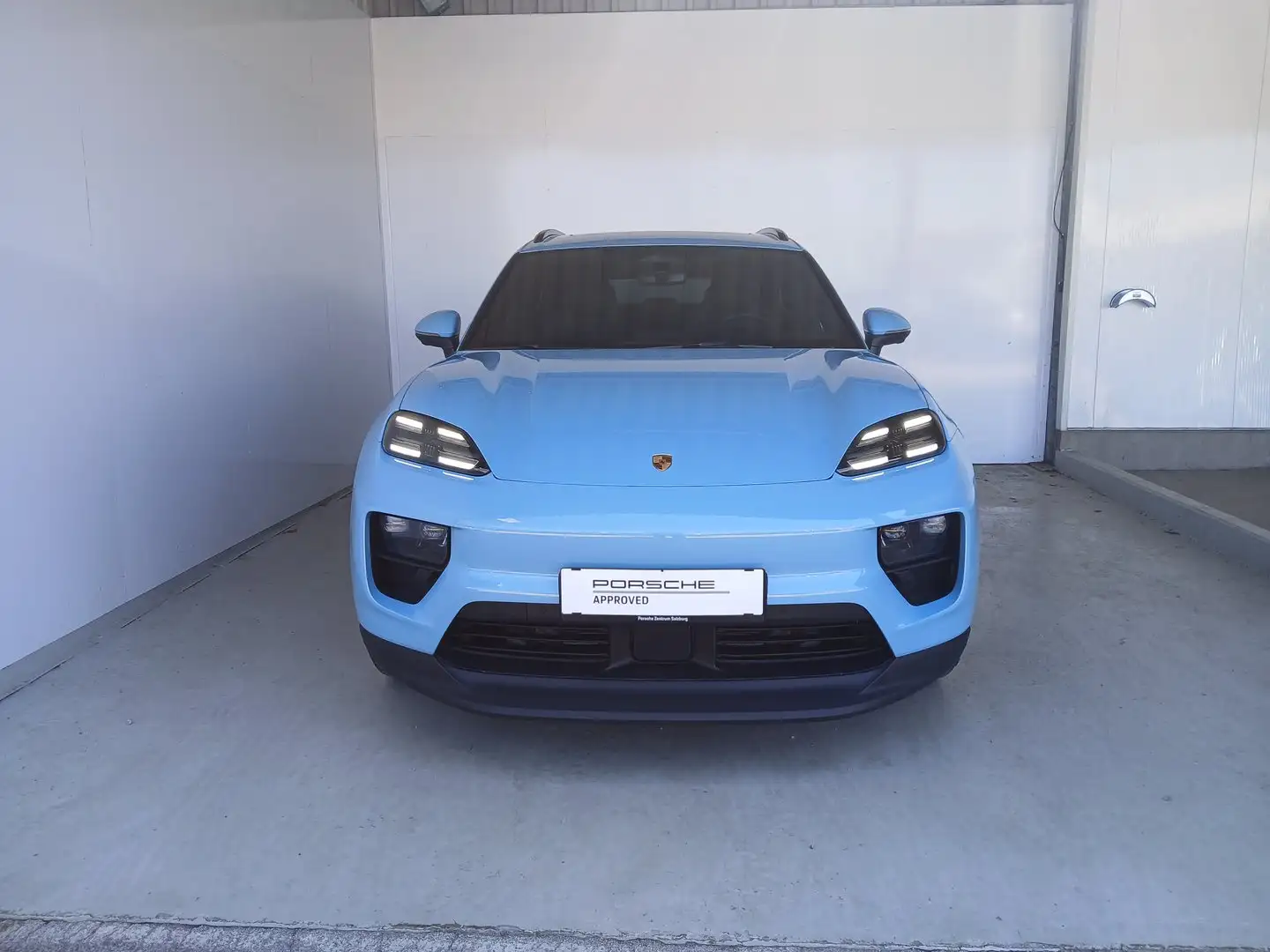 Porsche Macan 4 Blau - 2