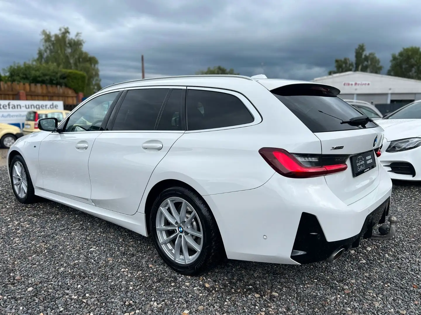 BMW 330 i xDRIVE M SPORT-LASER-SHADOW-PANORAMA-M PAKE Weiß - 2