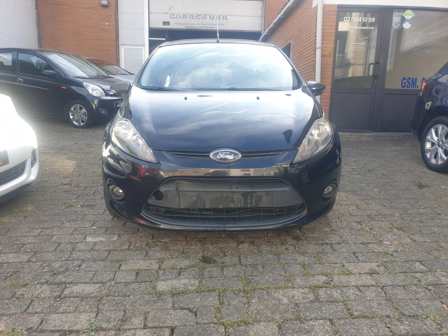 Ford Fiesta Fiesta 1.6 TDCi Trend ECOnetic DPF Noir - 1
